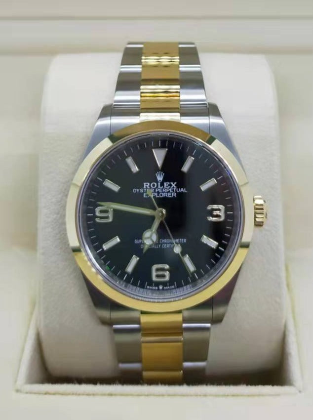 ROLEX 124273 EXPLORER