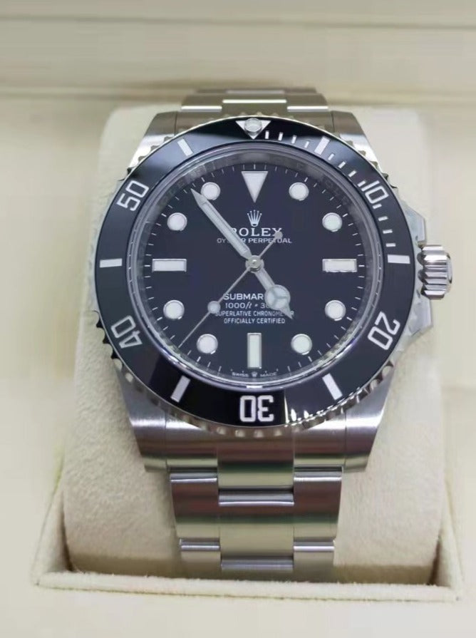 ROLEX 124060 SABMARINER